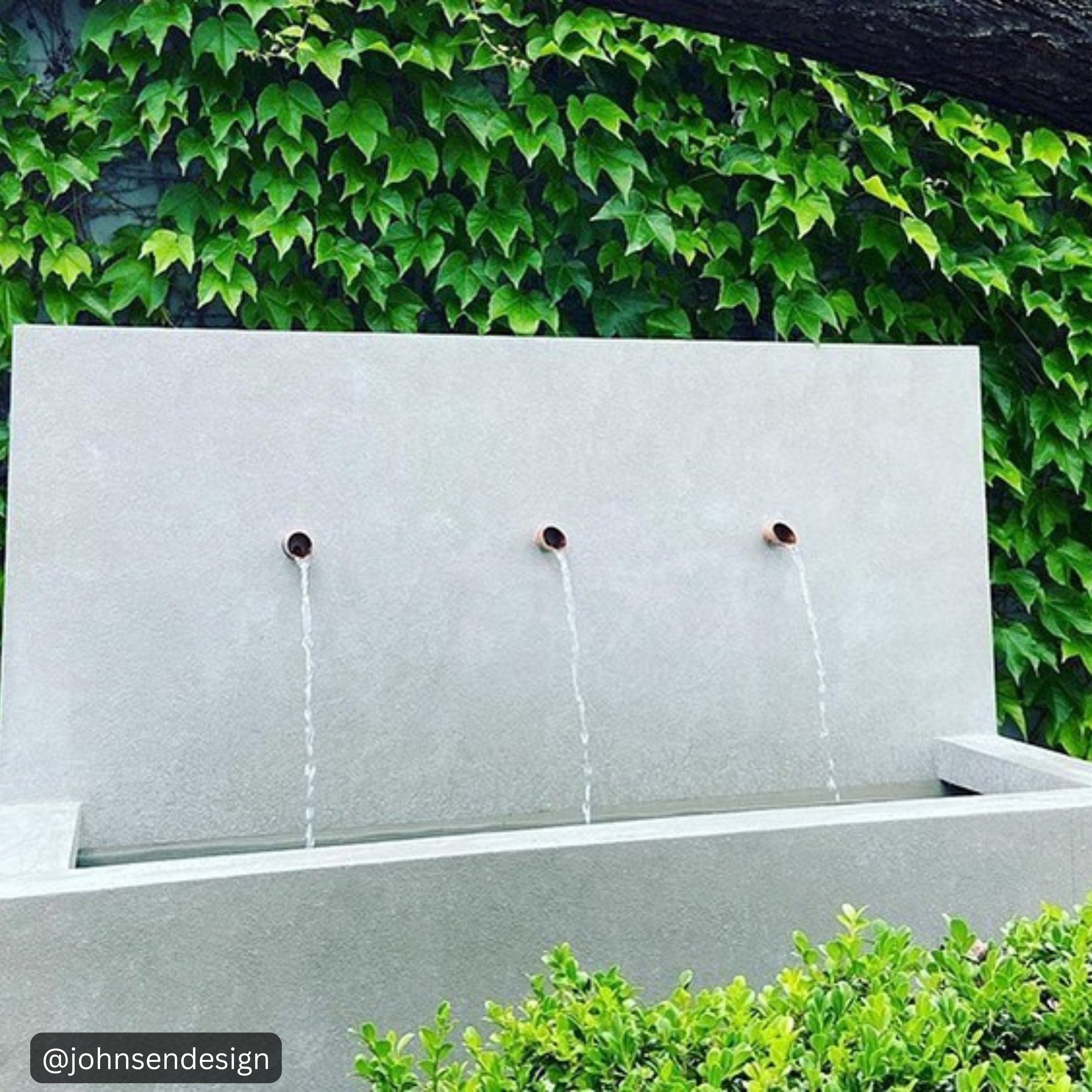 Long Beach Wall Outdoor Fountain