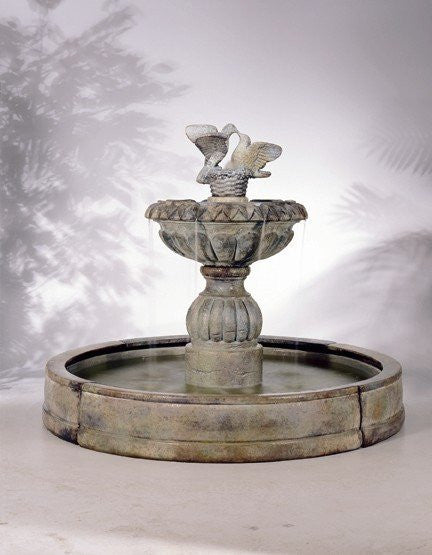 Paloma Cascada in Valencia Fountain