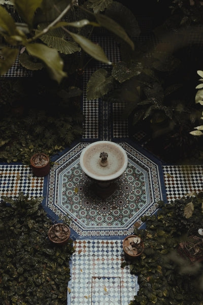 outdoor water fountain