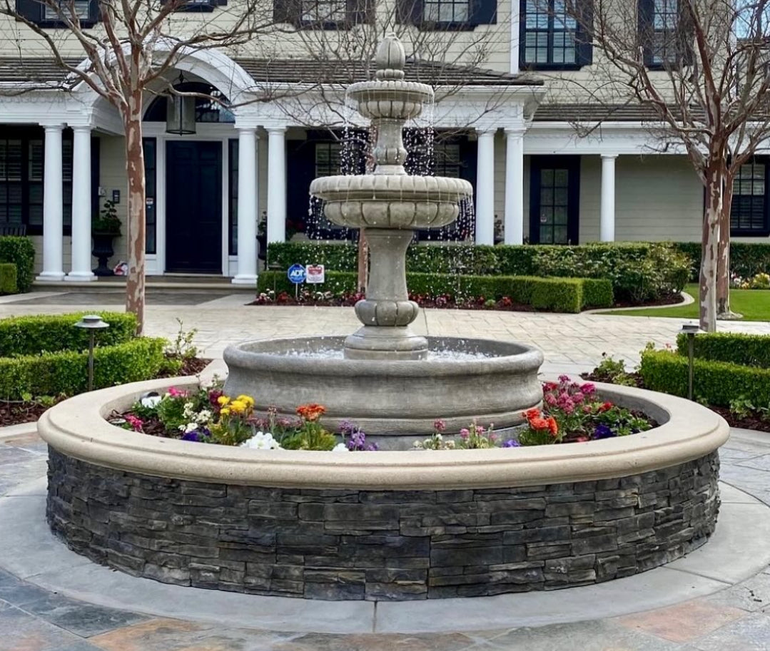 Pioggia Cast Stone Tiered Outdoor Fountain with 55
