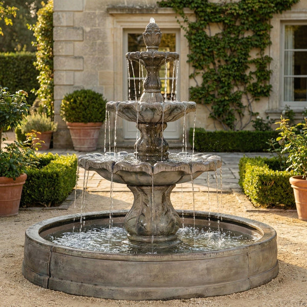 Classical Finial Outdoor Fountain in Valencia Pool