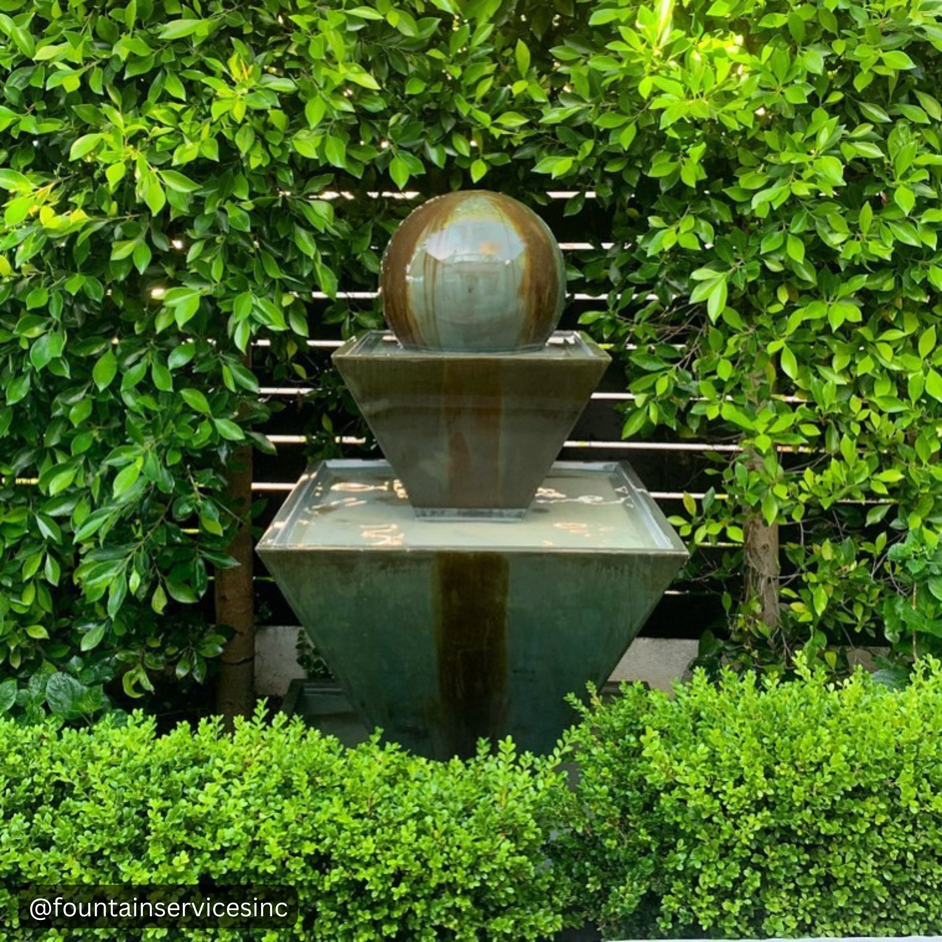 Double Oblique With Ball Outdoor Water Fountain