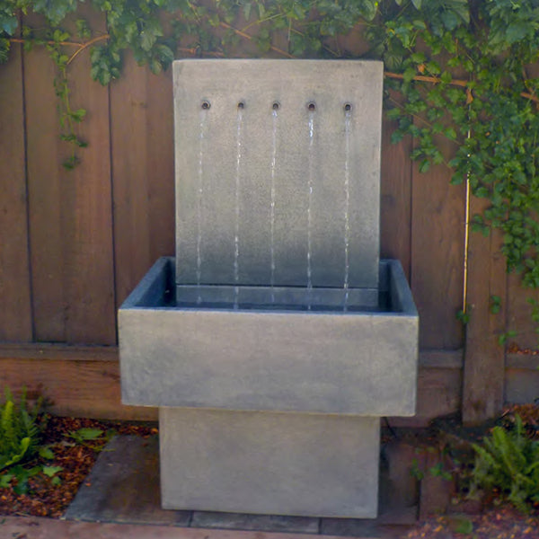 Quintus Wall Fountain Tall