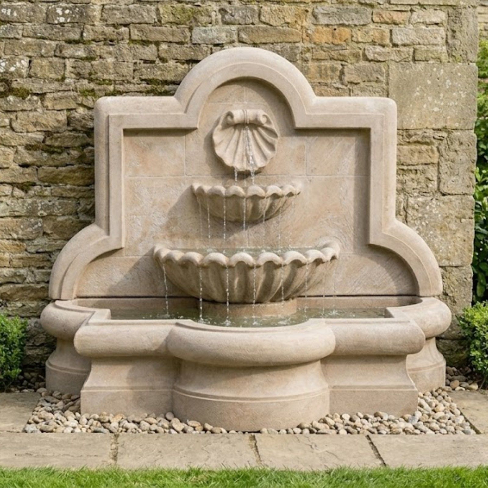 Shell Quatrefoil Wall Outdoor Fountain - Large