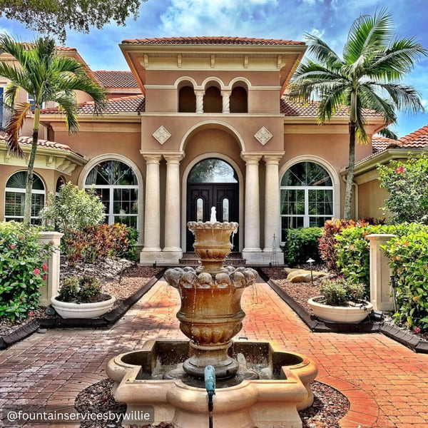 Scallop Urn Outdoor Fountain with Quatrefoil Basin