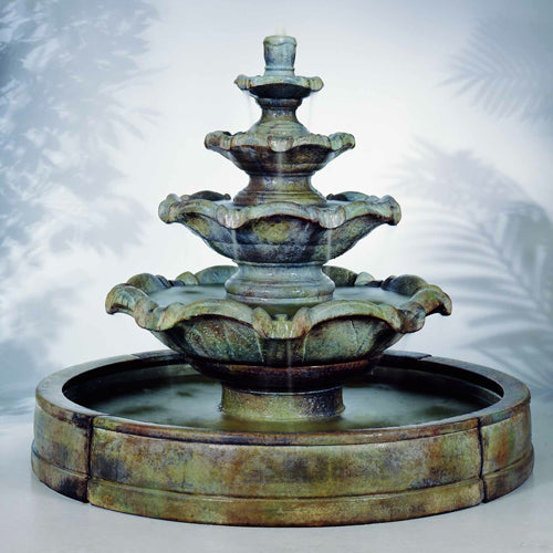 Quattro Tier in Valencia Fountain