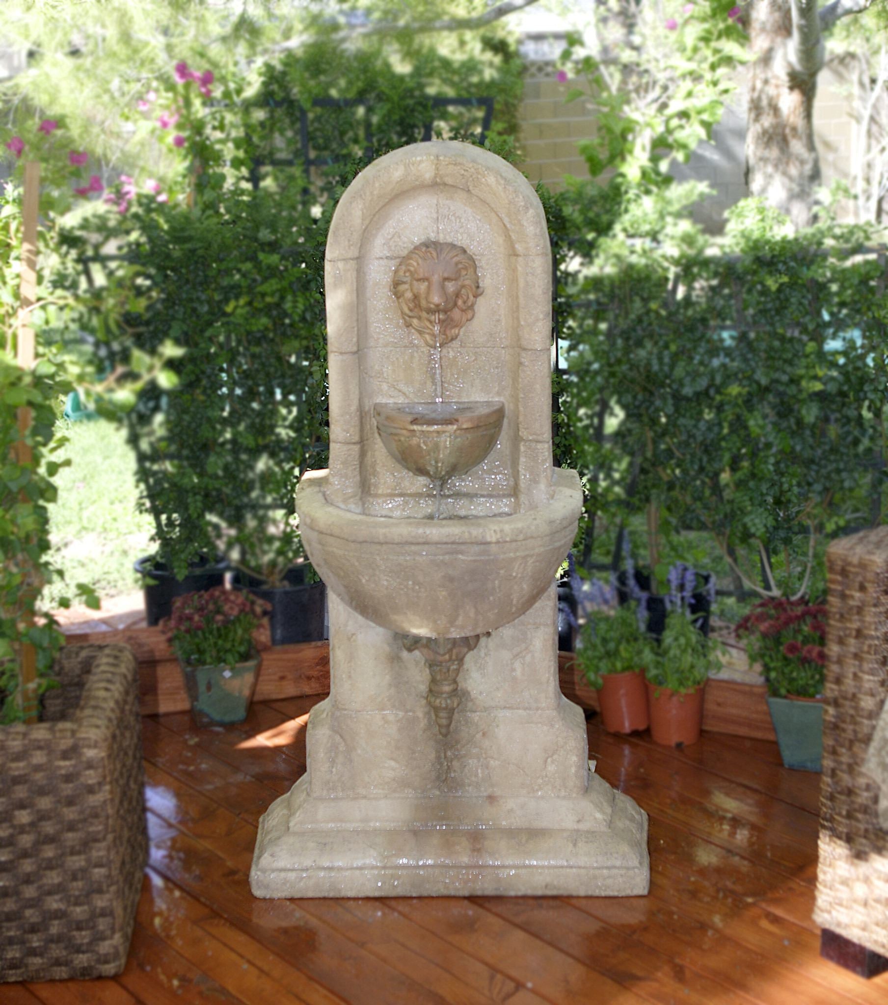 Lion Wall Water Fountain - Outdoor Fountain Pros